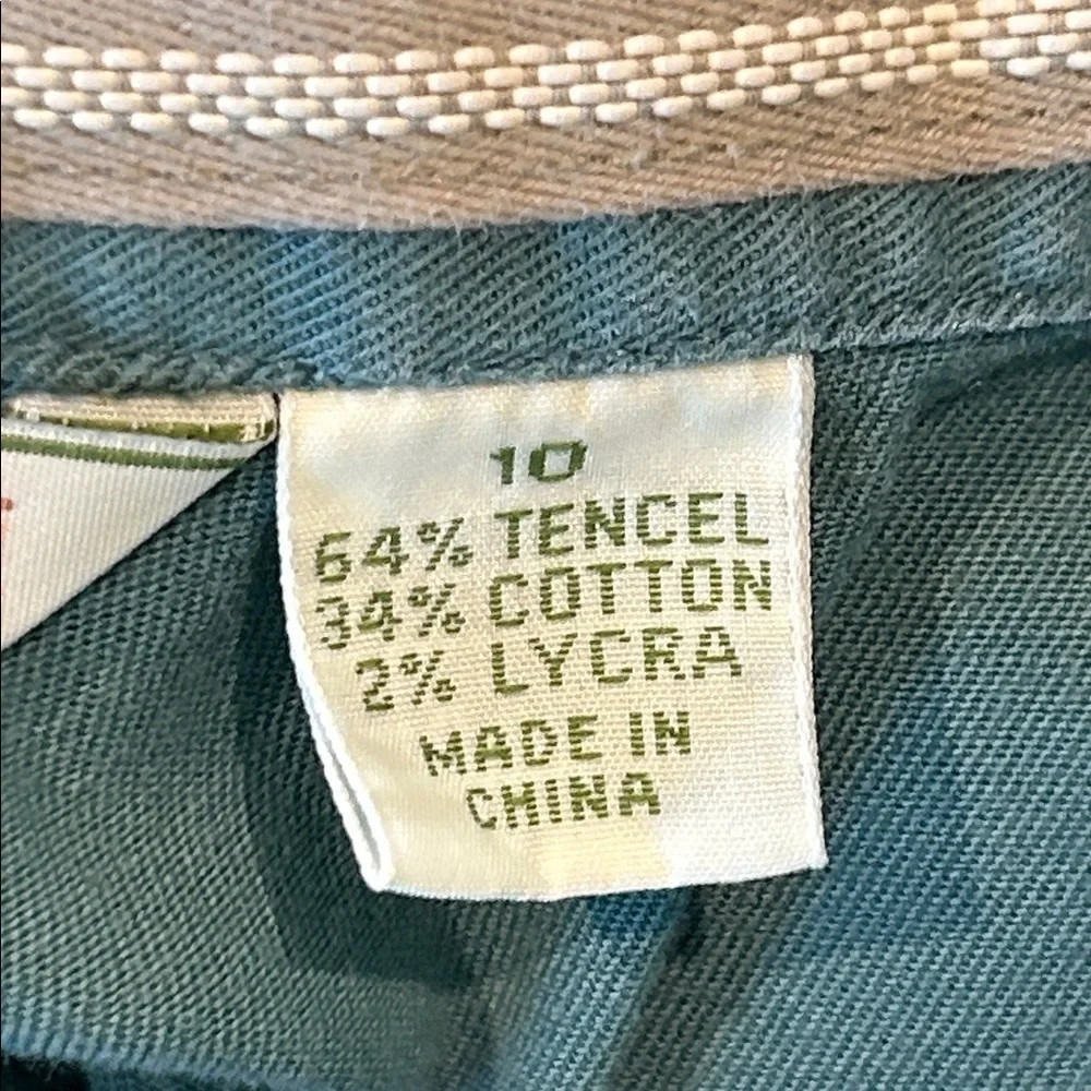 Tommy Bahama Relax stretch crop pants size 10